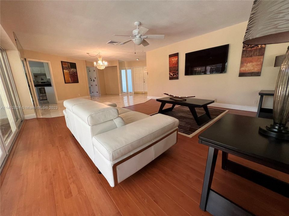 Recently Sold: $680,000 (4 beds, 3 baths, 2392 Square Feet)