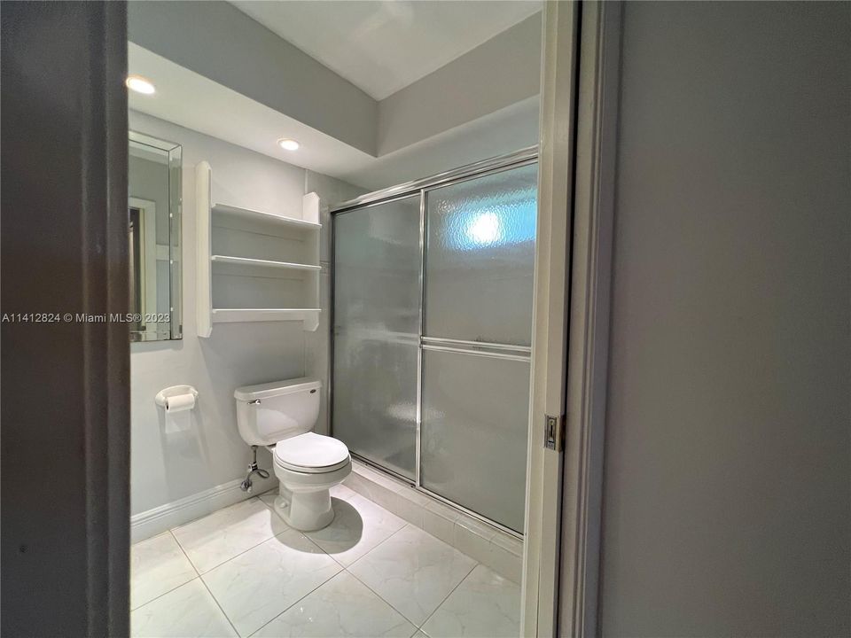 Recently Sold: $680,000 (4 beds, 3 baths, 2392 Square Feet)