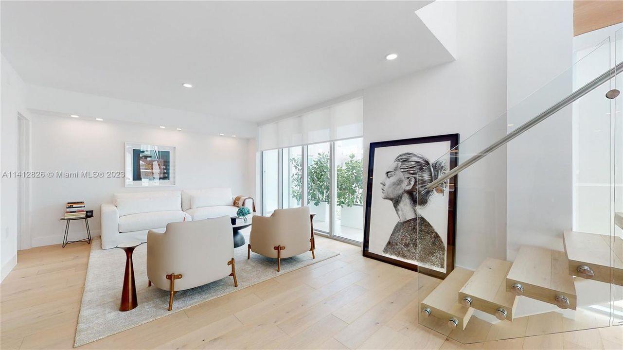 Recently Sold: $1,299,000 (2 beds, 2 baths, 1235 Square Feet)