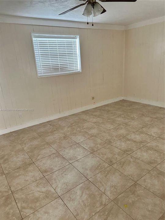 Recently Rented: $2,600 (4 beds, 2 baths, 1616 Square Feet)