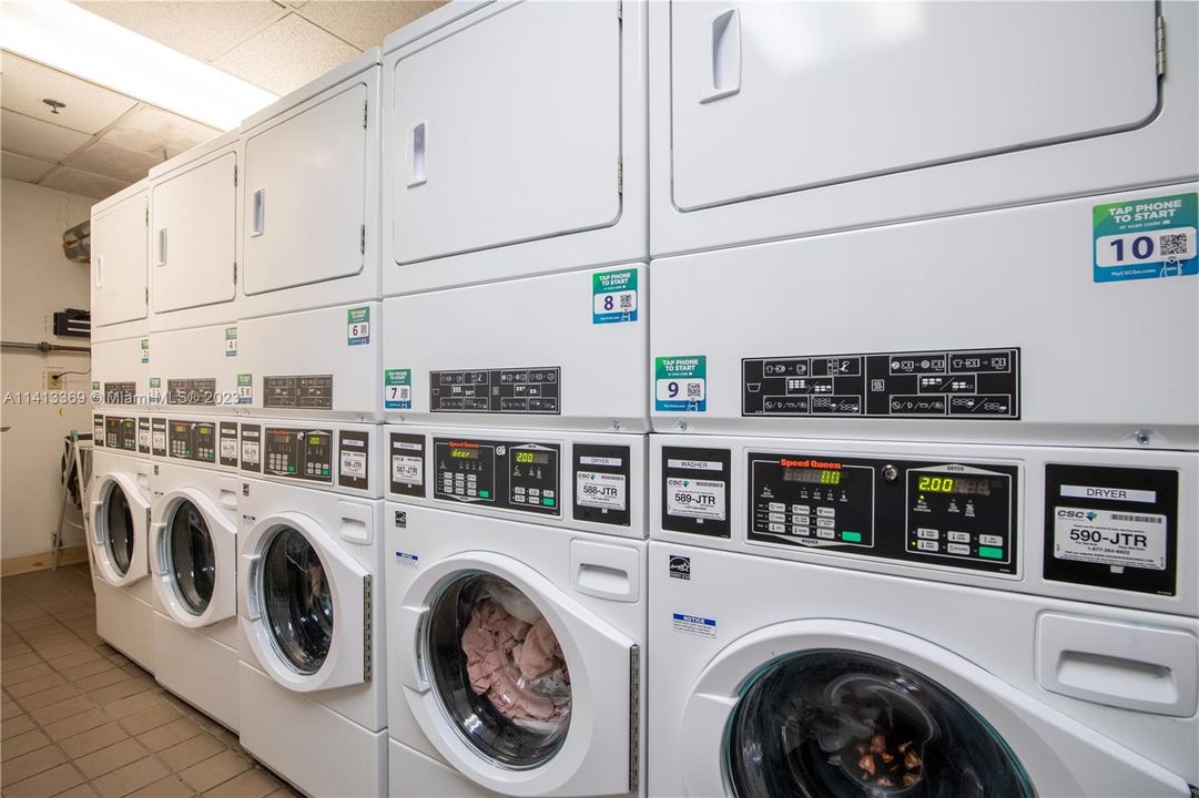 Recently Rented: $1,750 (0 beds, 1 baths, 340 Square Feet)