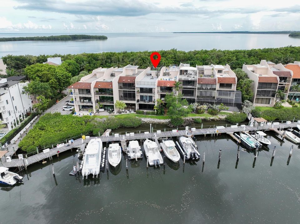 Recently Sold: $1,725,000 (5 beds, 3 baths, 3865 Square Feet)