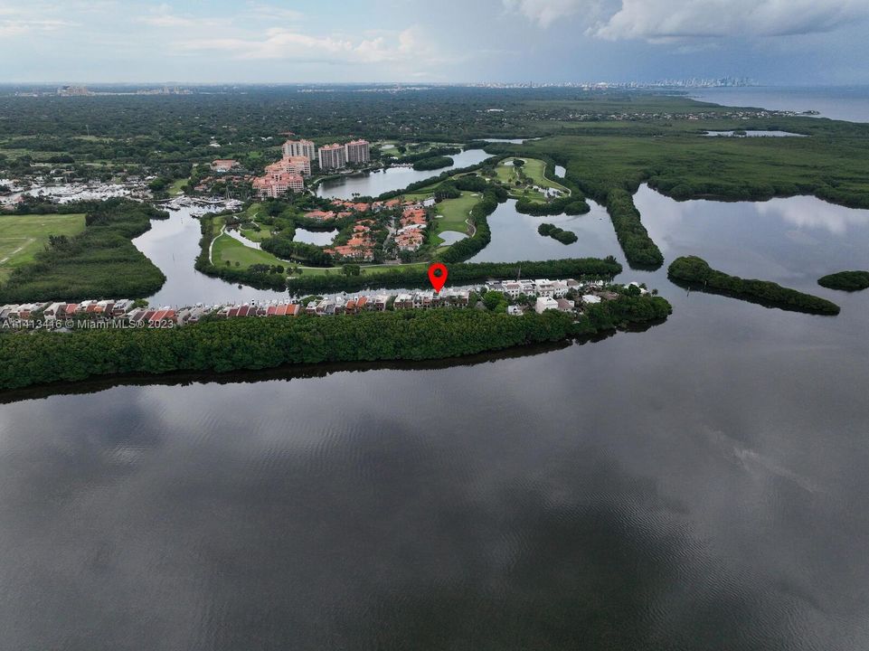 Recently Sold: $1,725,000 (5 beds, 3 baths, 3865 Square Feet)