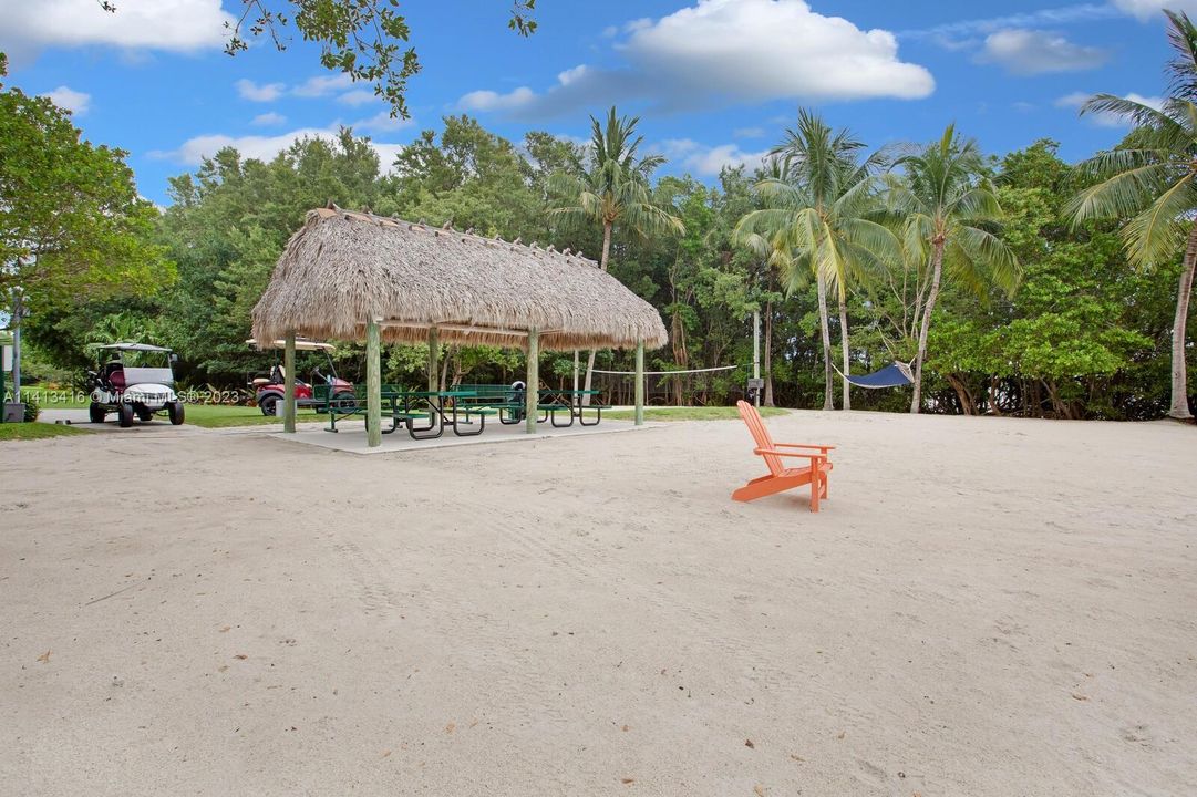 Recently Sold: $1,725,000 (5 beds, 3 baths, 3865 Square Feet)