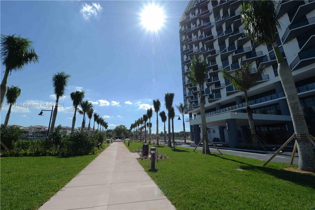 最近租的: $2,600 (1 贝兹, 1 浴室, 688 平方英尺)