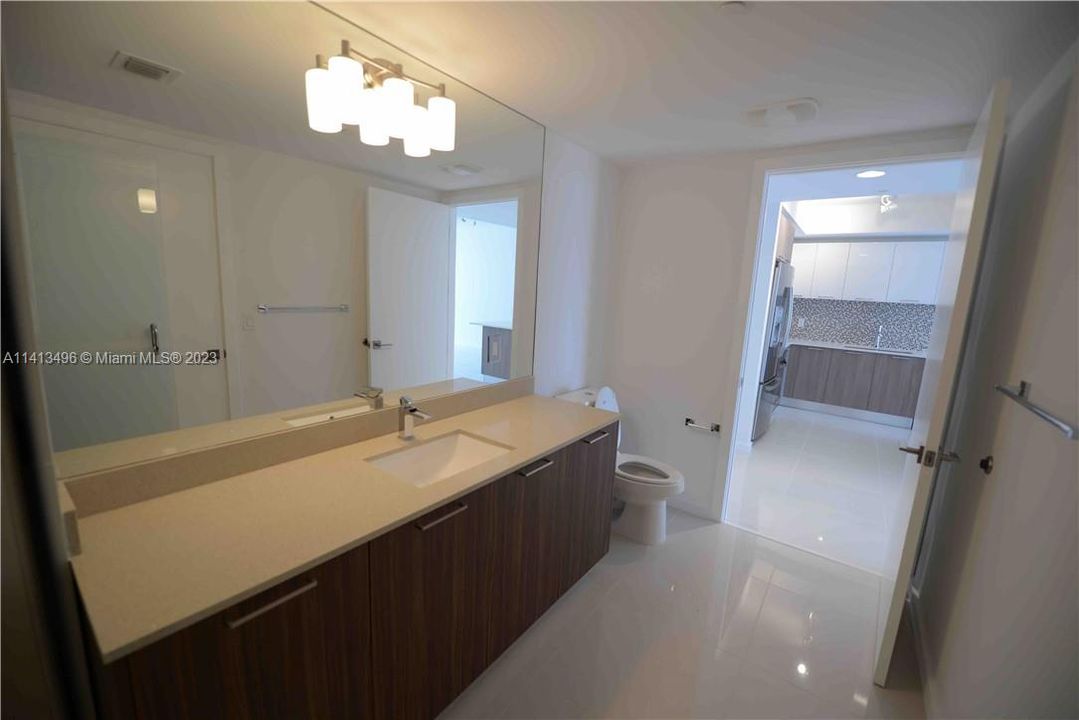 最近租的: $2,600 (1 贝兹, 1 浴室, 688 平方英尺)