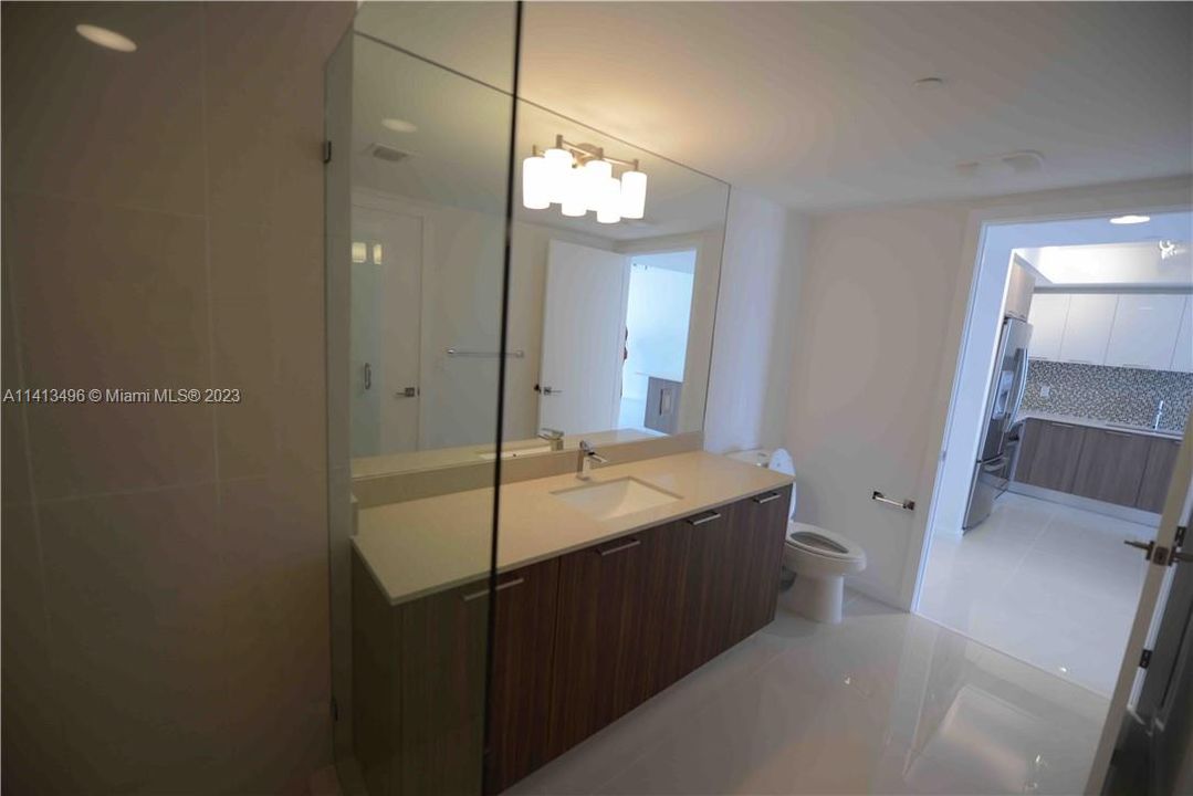 最近租的: $2,600 (1 贝兹, 1 浴室, 688 平方英尺)