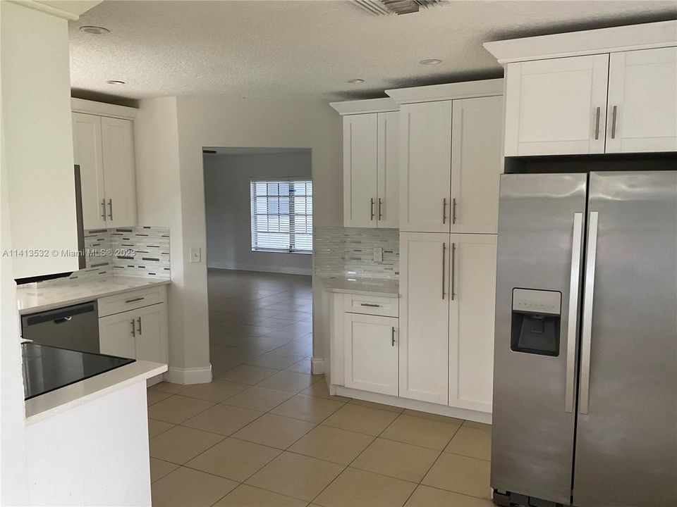 Recently Rented: $3,500 (4 beds, 2 baths, 1605 Square Feet)