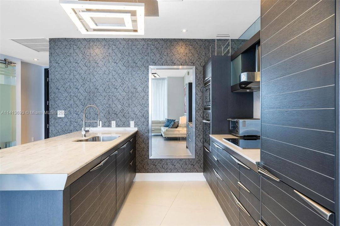 Recently Rented: $8,000 (2 beds, 2 baths, 1500 Square Feet)