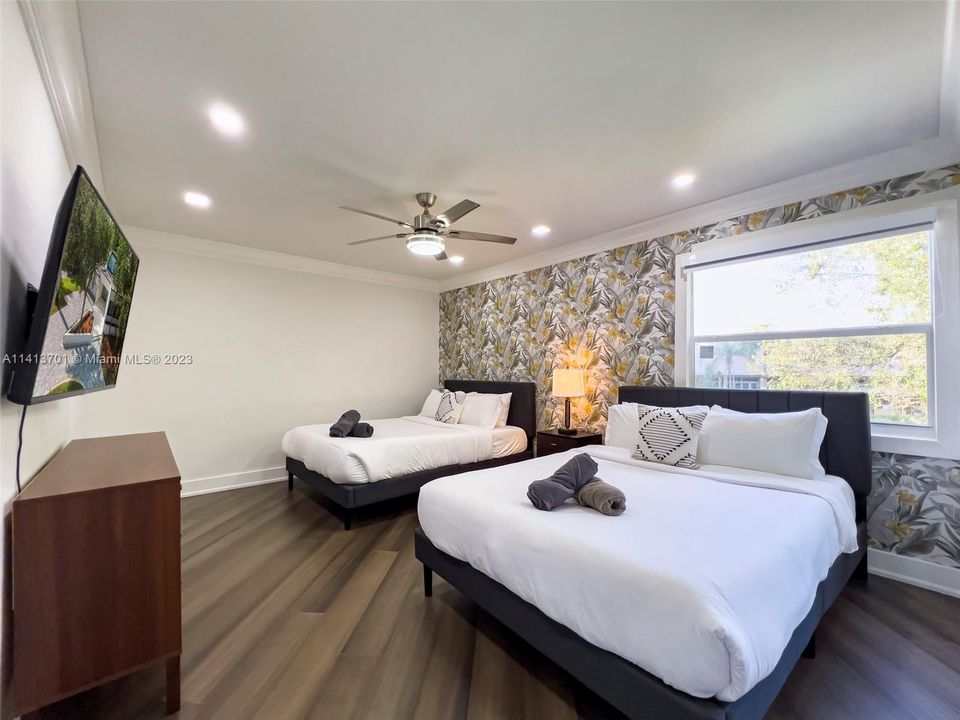 Recently Rented: $28,000 (9 beds, 6 baths, 8582 Square Feet)