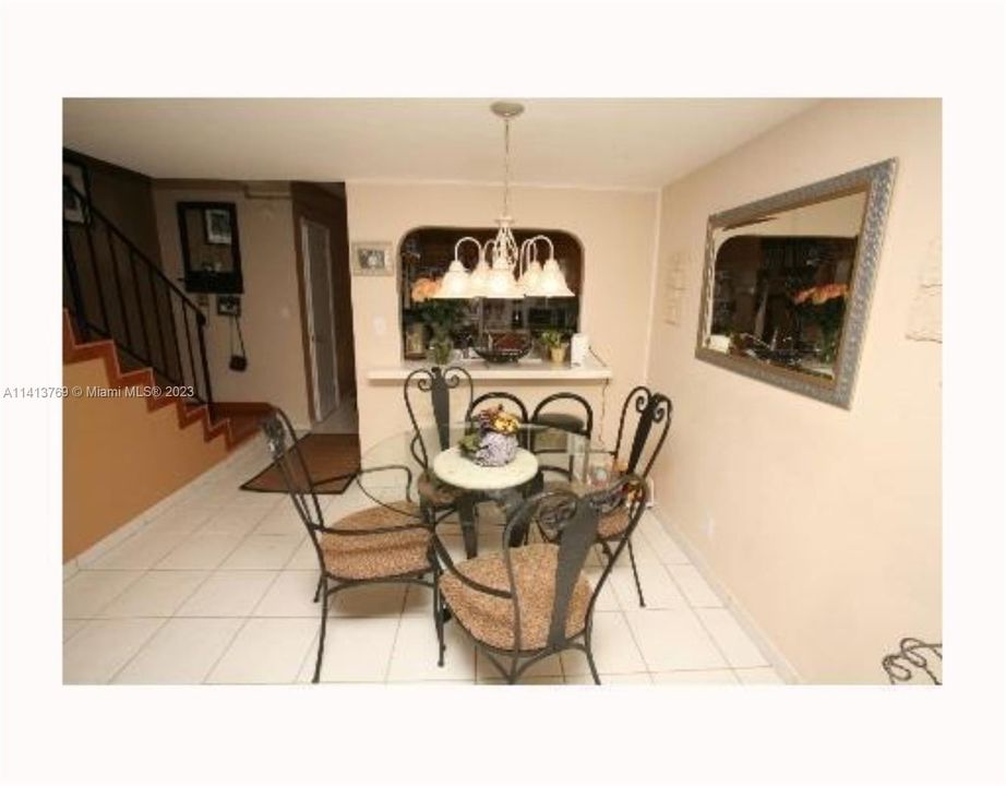 Недавно арендовано: $2,350 (2 спален, 1 ванн, 900 Квадратных фут)