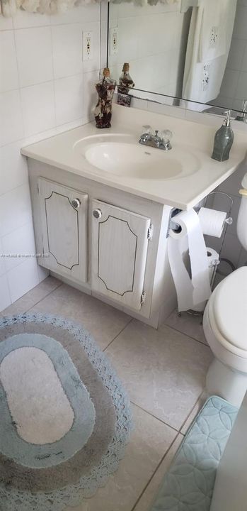 Recently Rented: $1,600 (1 beds, 1 baths, 684 Square Feet)