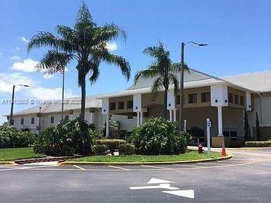 Recently Rented: $1,600 (1 beds, 1 baths, 684 Square Feet)