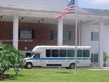 Recently Rented: $1,600 (1 beds, 1 baths, 684 Square Feet)