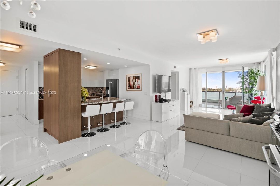 For Sale: $1,580,000 (3 beds, 3 baths, 1840 Square Feet)