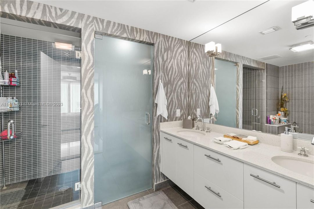 For Sale: $1,580,000 (3 beds, 3 baths, 1840 Square Feet)