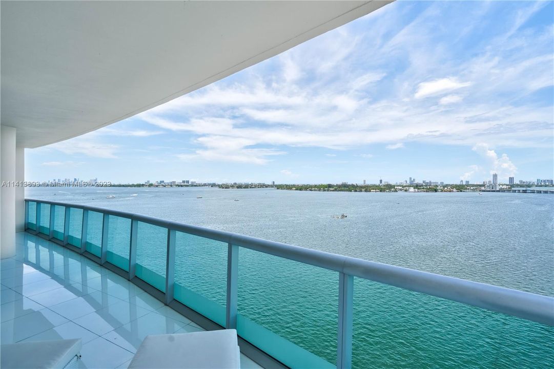 For Sale: $1,580,000 (3 beds, 3 baths, 1840 Square Feet)