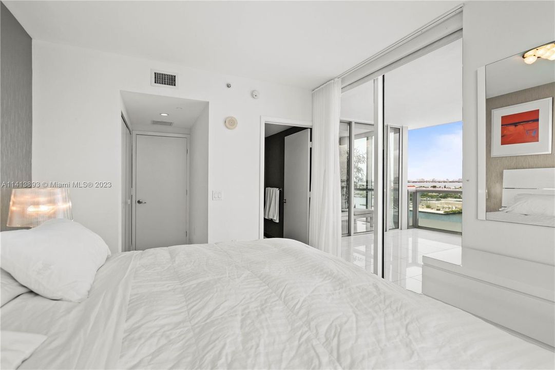 For Sale: $1,580,000 (3 beds, 3 baths, 1840 Square Feet)