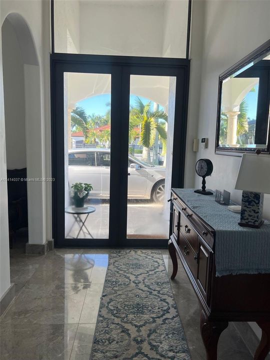 最近租的: $5,950 (4 贝兹, 3 浴室, 2979 平方英尺)