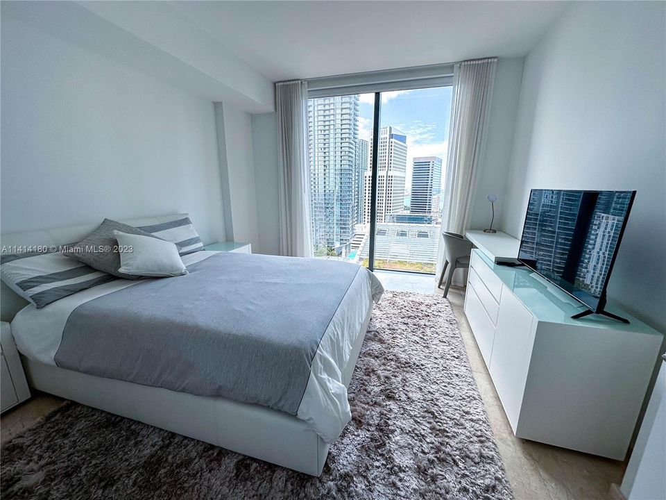 Recientemente alquilado: $6,000 (2 camas, 2 baños, 1249 Pies cuadrados)