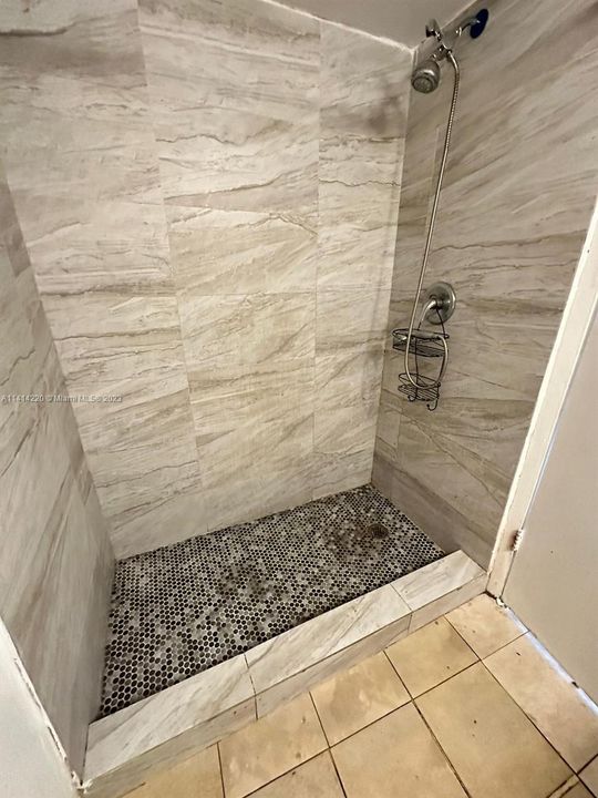 Recently Rented: $1,800 (2 beds, 2 baths, 900 Square Feet)