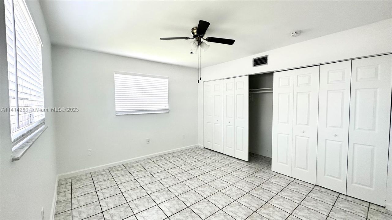 Recently Rented: $2,200 (2 beds, 1 baths, 772 Square Feet)