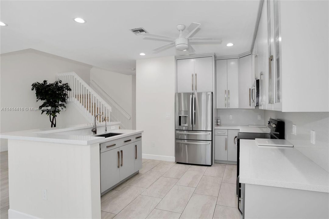 Недавно арендовано: $5,500 (3 спален, 3 ванн, 2344 Квадратных фут)