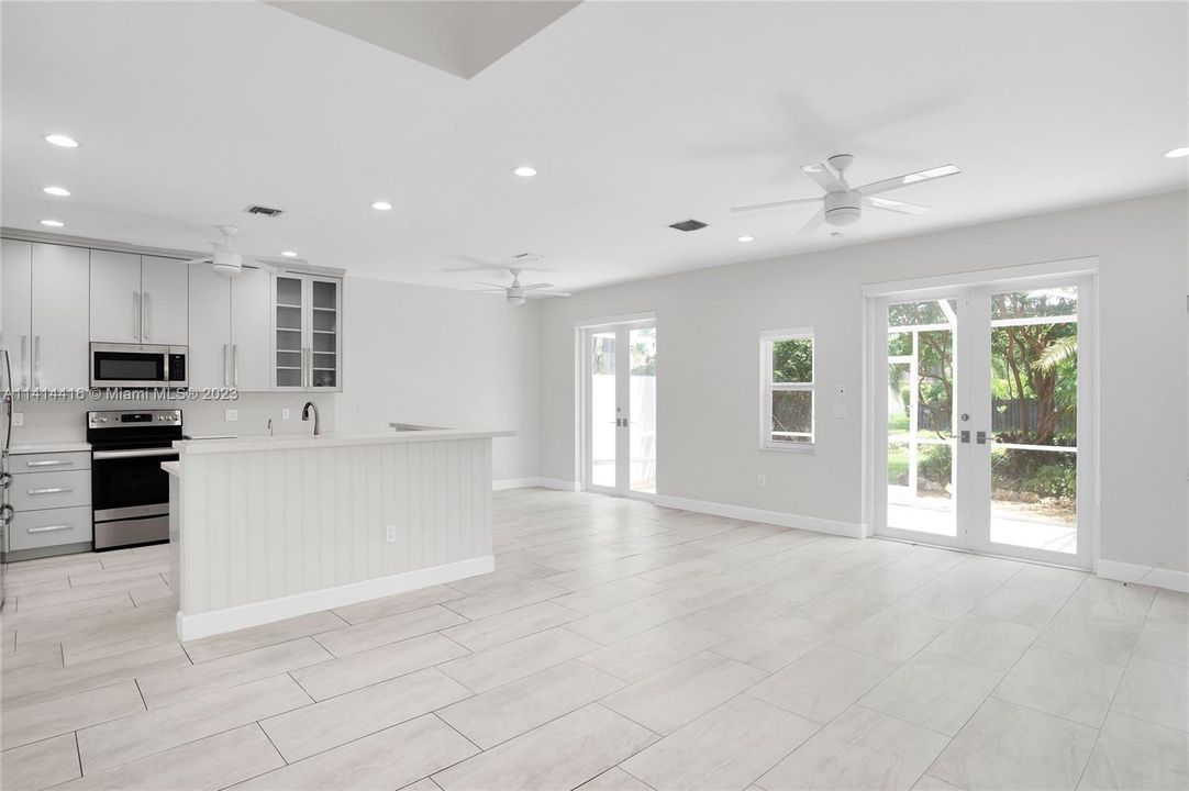 Недавно арендовано: $5,500 (3 спален, 3 ванн, 2344 Квадратных фут)