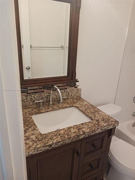 Recently Rented: $1,600 (0 beds, 1 baths, 400 Square Feet)