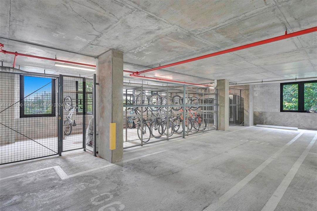 最近售出: $784,000 (1 贝兹, 1 浴室, 778 平方英尺)