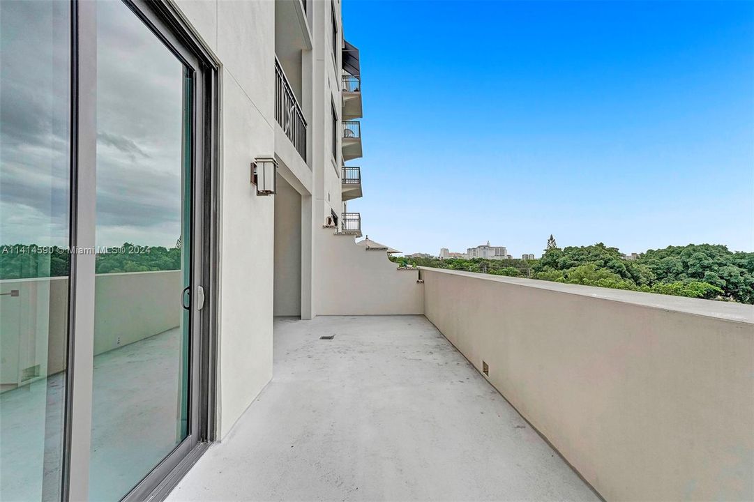 最近售出: $784,000 (1 贝兹, 1 浴室, 778 平方英尺)