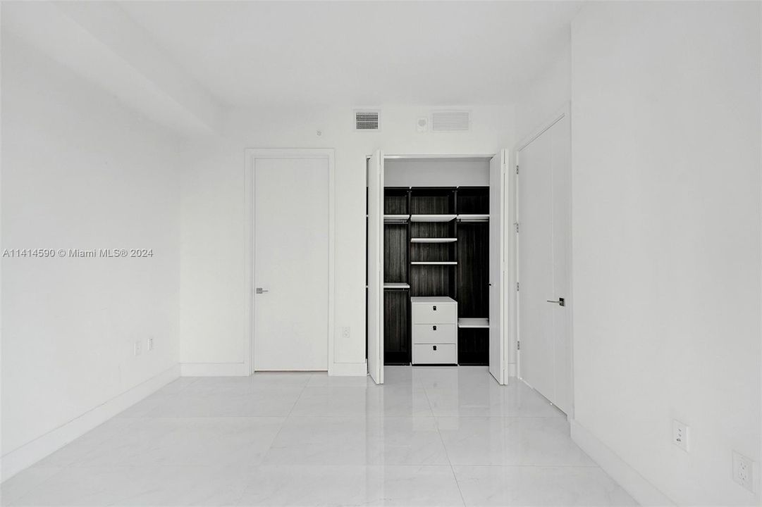 最近售出: $784,000 (1 贝兹, 1 浴室, 778 平方英尺)