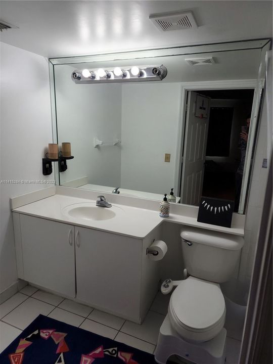 最近租的: $2,270 (2 贝兹, 2 浴室, 900 平方英尺)