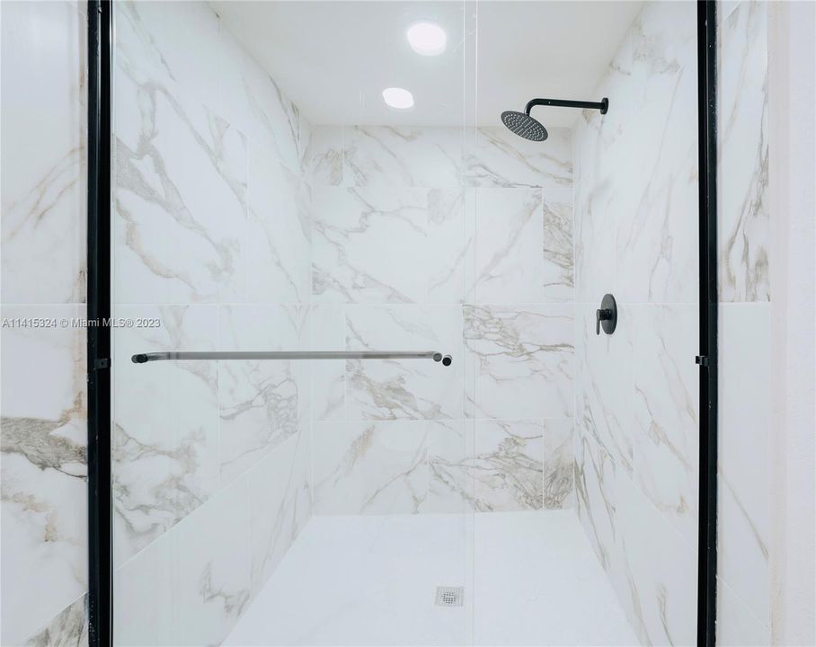 Recently Sold: $479,000 (3 beds, 2 baths, 1511 Square Feet)