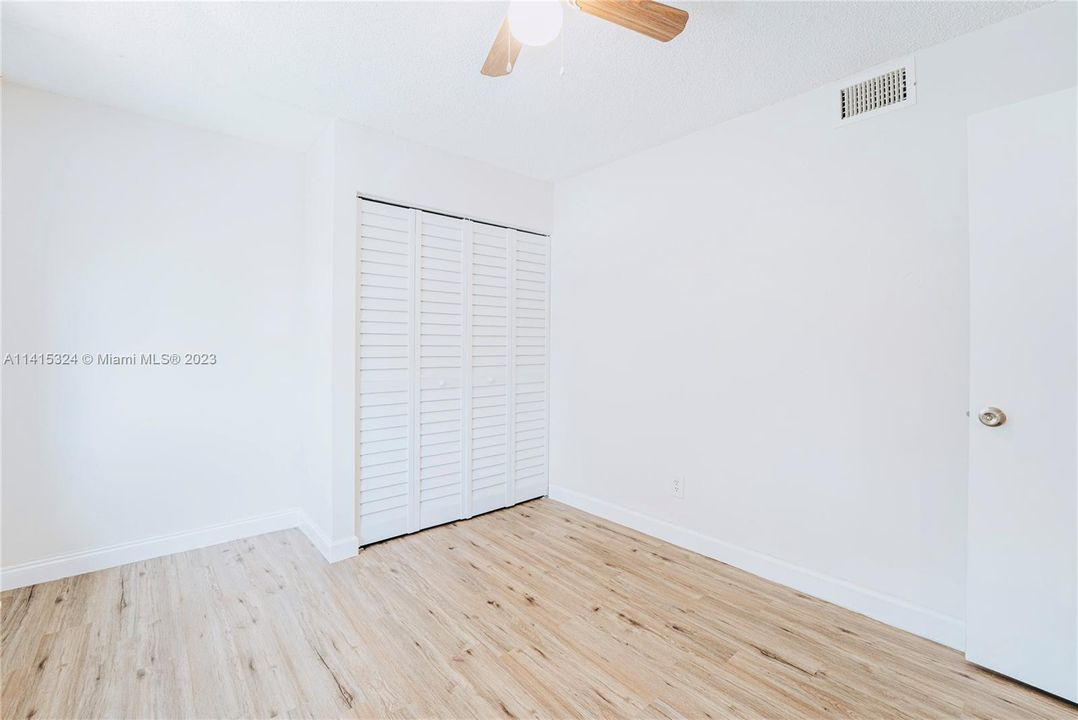 Recently Sold: $479,000 (3 beds, 2 baths, 1511 Square Feet)