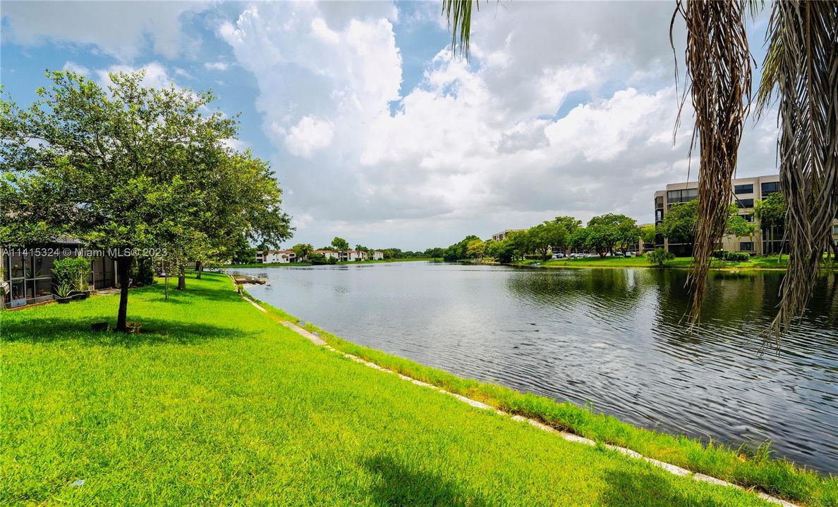 Recently Sold: $479,000 (3 beds, 2 baths, 1511 Square Feet)