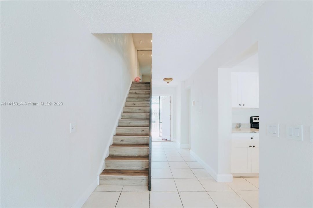 Recently Sold: $479,000 (3 beds, 2 baths, 1511 Square Feet)