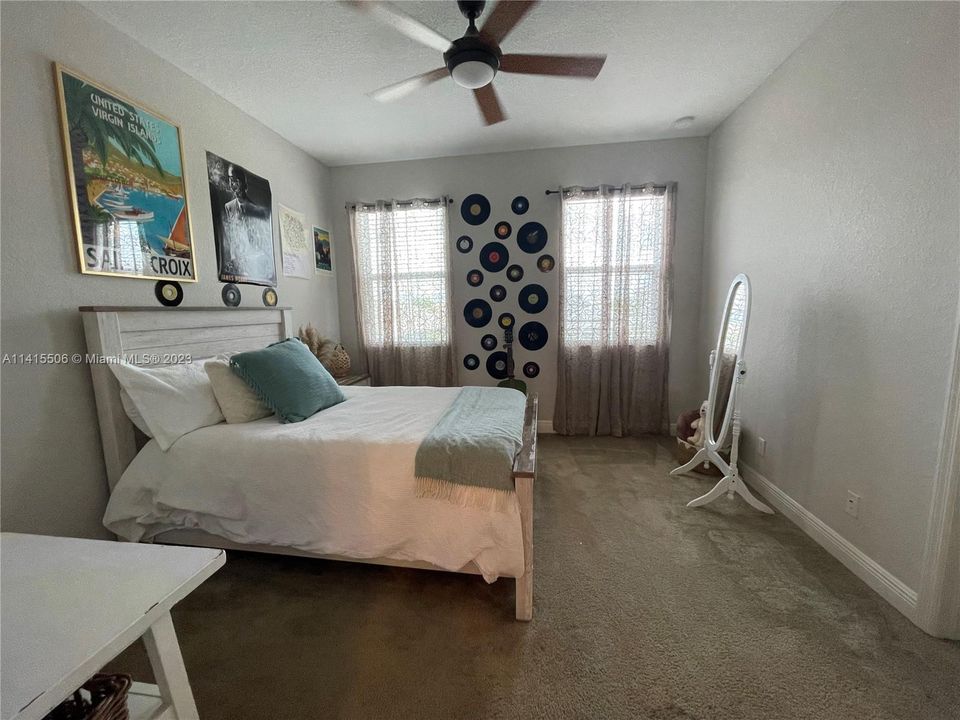 最近租的: $4,950 (4 贝兹, 4 浴室, 3031 平方英尺)