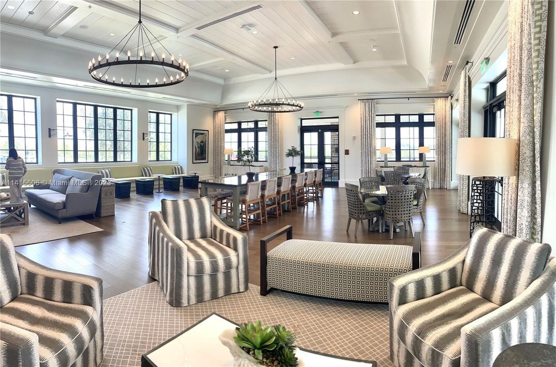 最近租的: $4,950 (4 贝兹, 4 浴室, 3031 平方英尺)