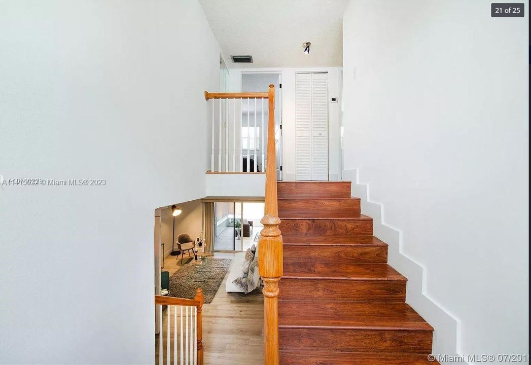 Recently Rented: $3,000 (3 beds, 2 baths, 1592 Square Feet)