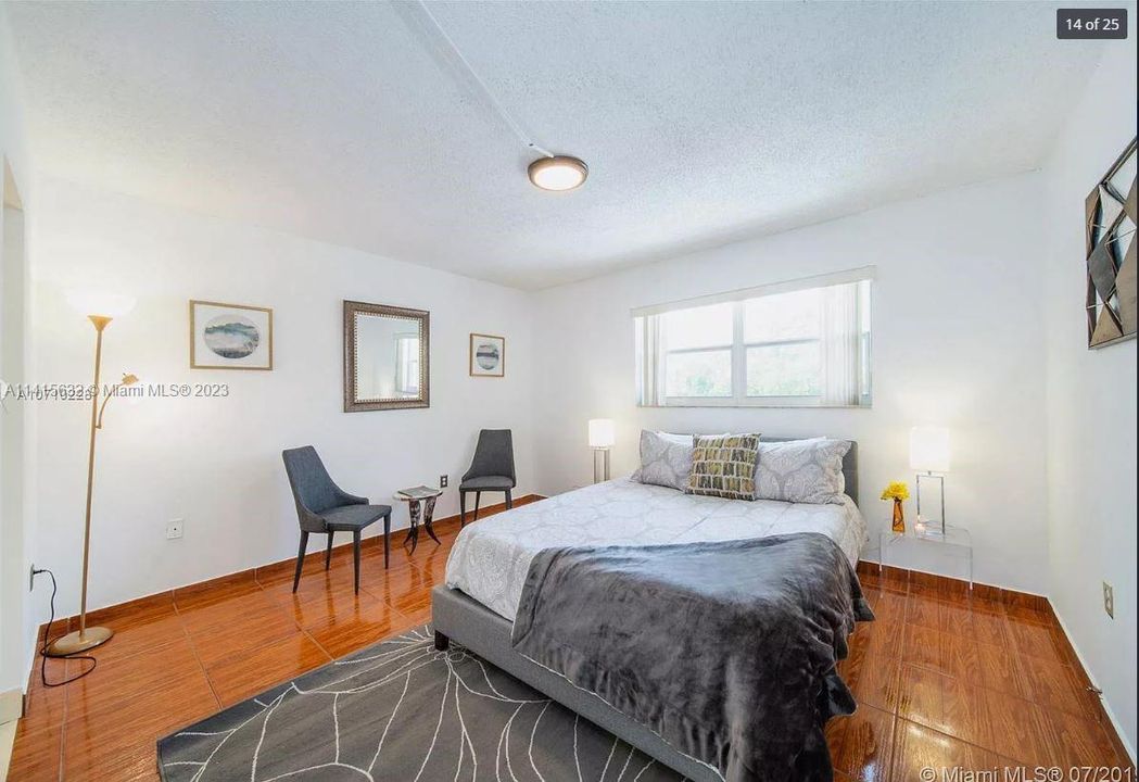 Recently Rented: $3,000 (3 beds, 2 baths, 1592 Square Feet)