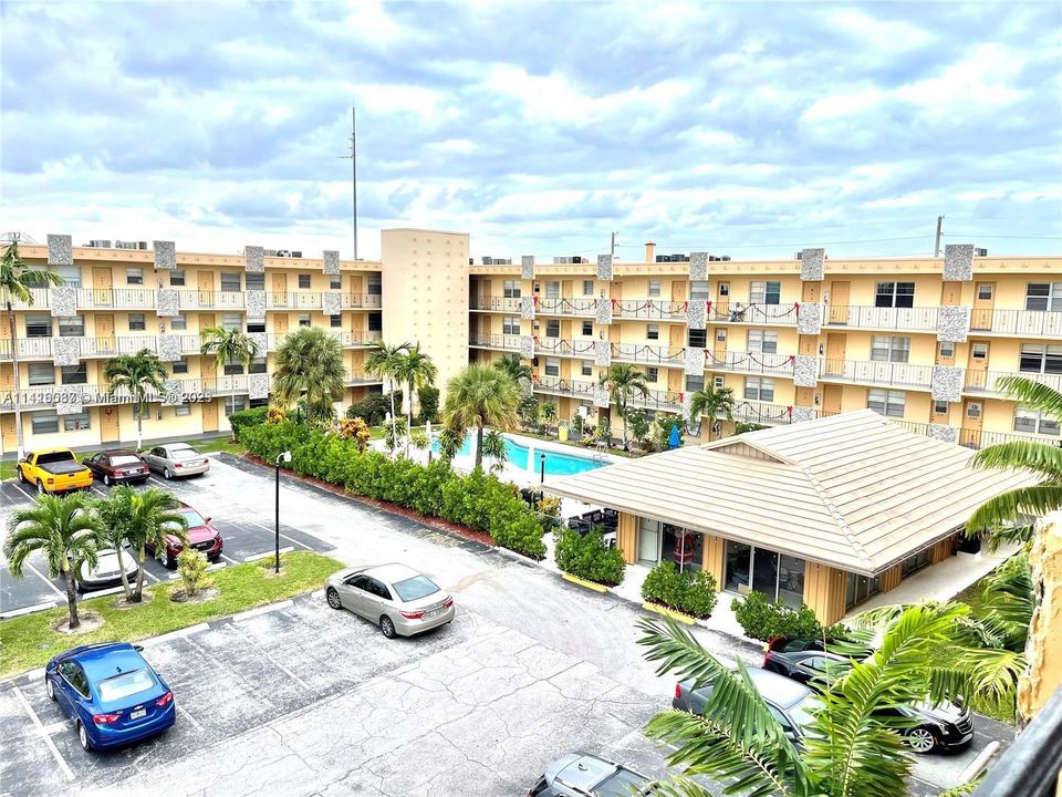 Recently Sold: $180,000 (2 beds, 1 baths, 650 Square Feet)