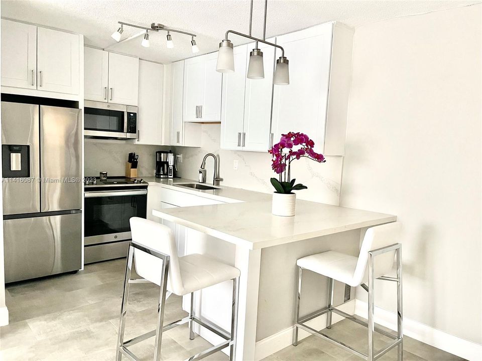 Recently Sold: $180,000 (2 beds, 1 baths, 650 Square Feet)