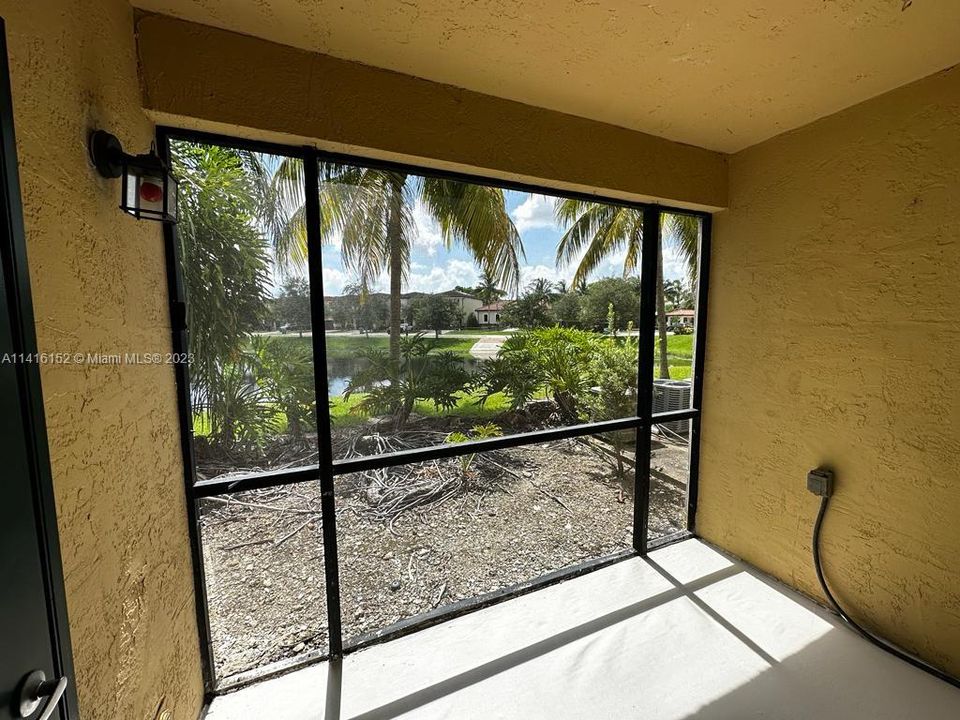 Recientemente alquilado: $1,700 (1 camas, 1 baños, 615 Pies cuadrados)