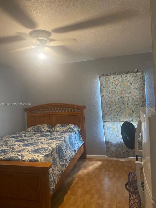Recently Rented: $800 (1 beds, 1 baths, 1388 Square Feet)