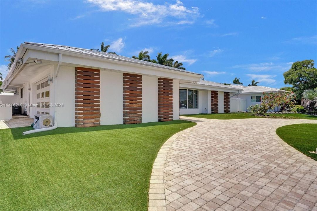 Недавно продано: $2,200,000 (4 спален, 3 ванн, 2554 Квадратных фут)