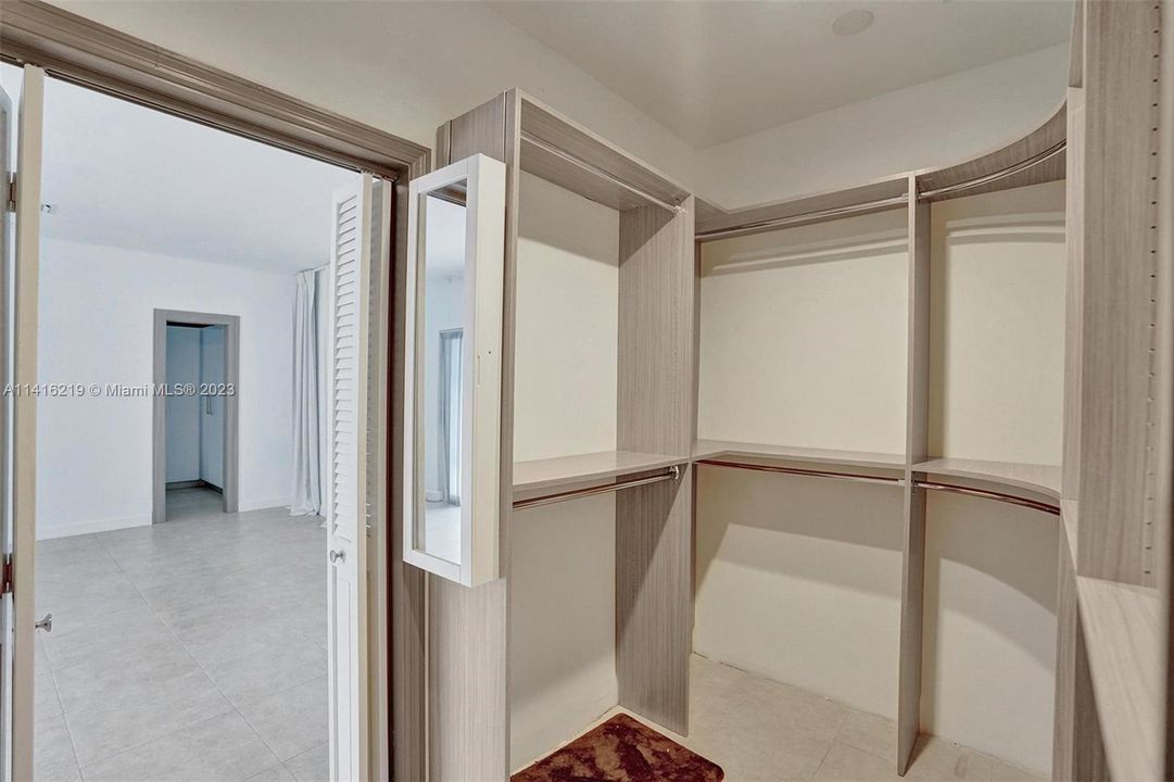 Недавно продано: $2,200,000 (4 спален, 3 ванн, 2554 Квадратных фут)