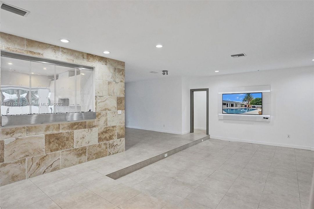 Недавно продано: $2,200,000 (4 спален, 3 ванн, 2554 Квадратных фут)