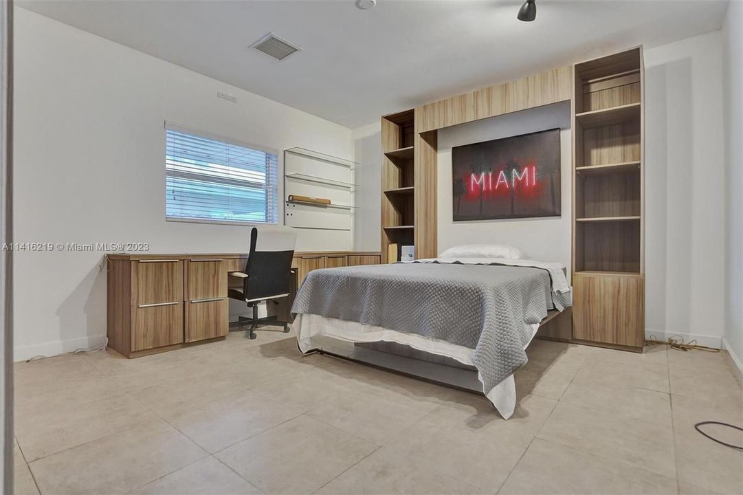 Недавно продано: $2,200,000 (4 спален, 3 ванн, 2554 Квадратных фут)