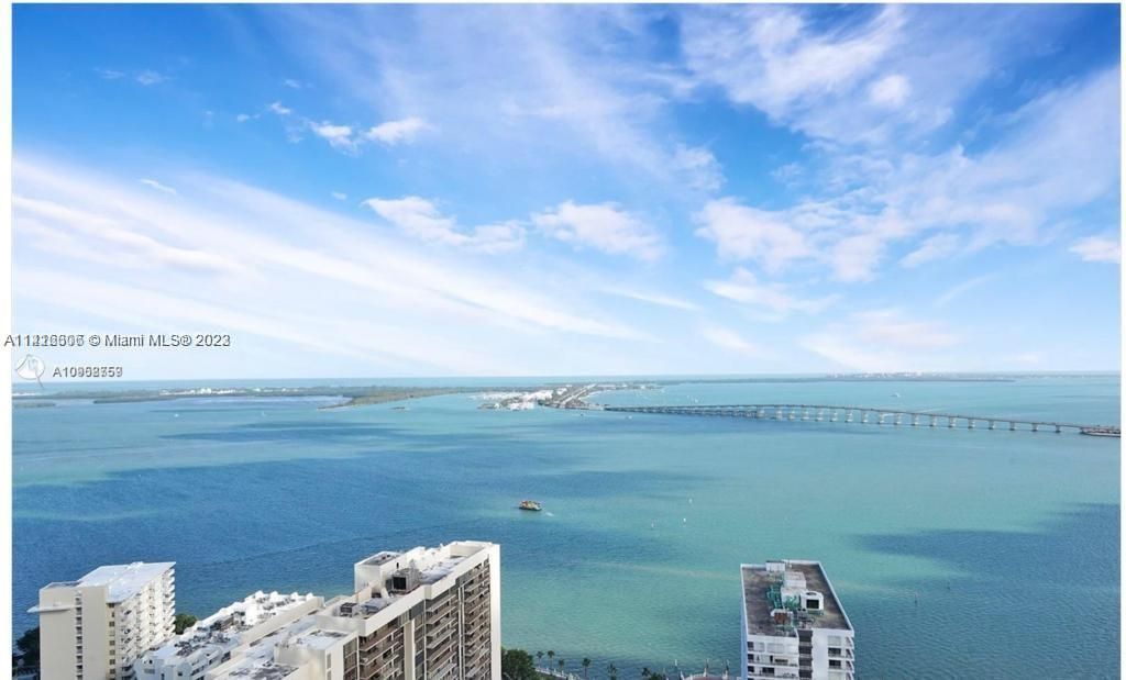 Recently Rented: $5,675 (1 beds, 1 baths, 808 Square Feet)